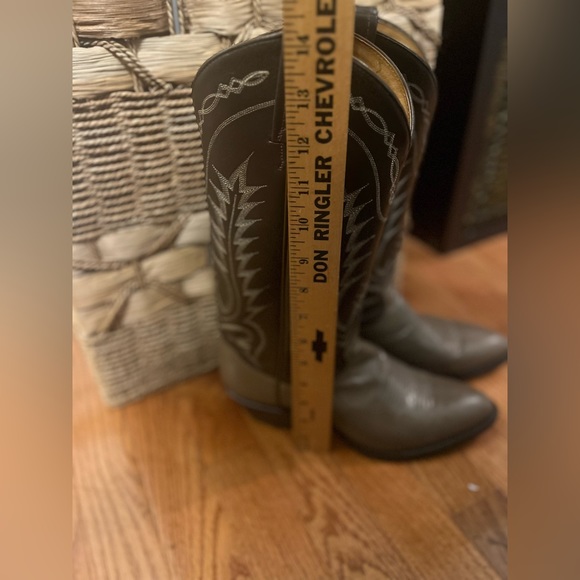 Men’s Tony Lama Western Cowboy Boots Color Moss Two-Toned Size 8D (regular) - Picture 13 of 14